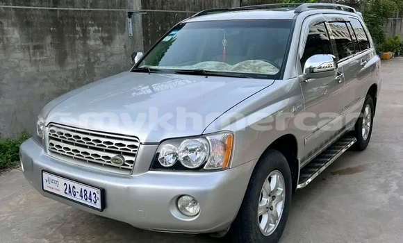 Acheter Occasion Voiture Toyota Highlander Autre à Cheom Ksan, Preah Vihear Province Acheter Occasion Voiture Toyota Highlander Autre à Cheom Ksan, Preah Vihear Province