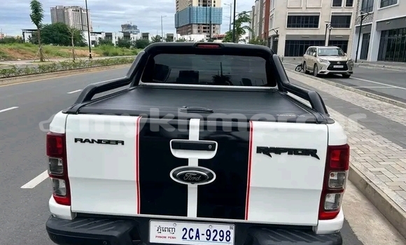 Acheter Occasion Voiture Range Rover Range Rover Autre à Cheom Ksan, Preah Vihear Province Acheter Occasion Voiture Range Rover Range Rover Autre à Cheom Ksan, Preah Vihear Province