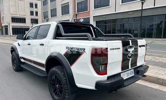 Acheter Occasion Voiture Range Rover Range Rover Autre à Cheom Ksan, Preah Vihear Province Acheter Occasion Voiture Range Rover Range Rover Autre à Cheom Ksan, Preah Vihear Province