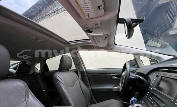 Acheter Occasion Voiture Toyota Prius Noir à Cheom Ksan, Preah Vihear Province Acheter Occasion Voiture Toyota Prius Noir à Cheom Ksan, Preah Vihear Province