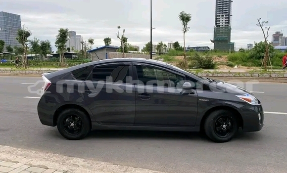 Acheter Occasion Voiture Toyota Prius Noir à Cheom Ksan, Preah Vihear Province Acheter Occasion Voiture Toyota Prius Noir à Cheom Ksan, Preah Vihear Province