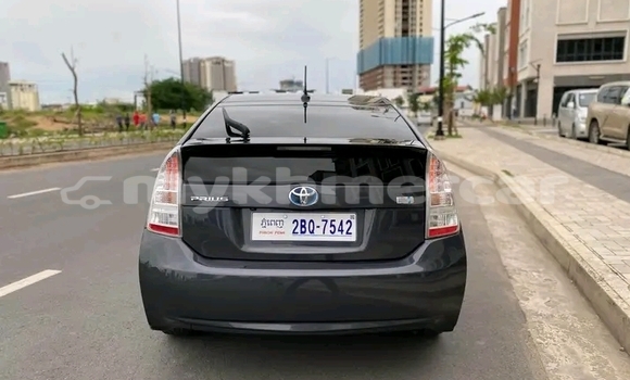Acheter Occasion Voiture Toyota Prius Noir à Cheom Ksan, Preah Vihear Province Acheter Occasion Voiture Toyota Prius Noir à Cheom Ksan, Preah Vihear Province