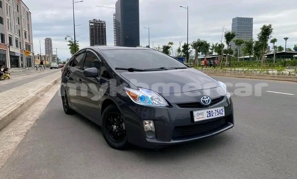 Acheter Occasion Voiture Toyota Prius Noir à Cheom Ksan, Preah Vihear Province Acheter Occasion Voiture Toyota Prius Noir à Cheom Ksan, Preah Vihear Province