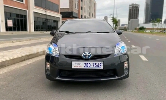 Acheter Occasion Voiture Toyota Prius Noir à Cheom Ksan, Preah Vihear Province Acheter Occasion Voiture Toyota Prius Noir à Cheom Ksan, Preah Vihear Province