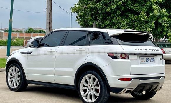 ទិញ បានប្រើ Range Rover Evoque White ឡាន} ក្នុង Chbar Mon ក្នុង Kampong Speu Province ទិញ បានប្រើ Range Rover Evoque White ឡាន} ក្នុង Chbar Mon ក្នុង Kampong Speu Province