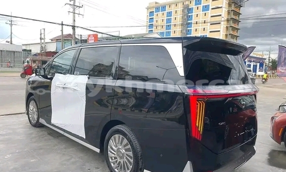 Acheter Occasion Voiture GAC Trumpchi GS8 Noir à Dăm Thnăm, Kampot Province Acheter Occasion Voiture GAC Trumpchi GS8 Noir à Dăm Thnăm, Kampot Province
