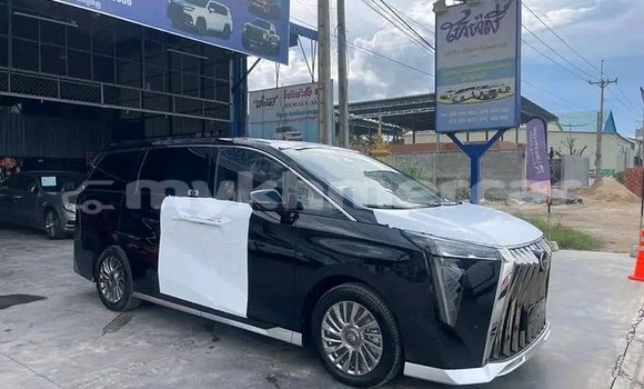 Acheter Occasion Voiture GAC Trumpchi GS8 Noir à Dăm Thnăm, Kampot Province Acheter Occasion Voiture GAC Trumpchi GS8 Noir à Dăm Thnăm, Kampot Province