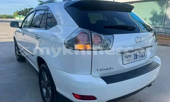 Acheter Occasion Voiture Lexus RX Blanc à Kratié, Kratie Province Acheter Occasion Voiture Lexus RX Blanc à Kratié, Kratie Province
