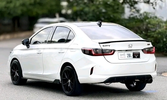 Acheter Occasion Voiture Honda City Blanc à Cheom Ksan, Preah Vihear Province Acheter Occasion Voiture Honda City Blanc à Cheom Ksan, Preah Vihear Province