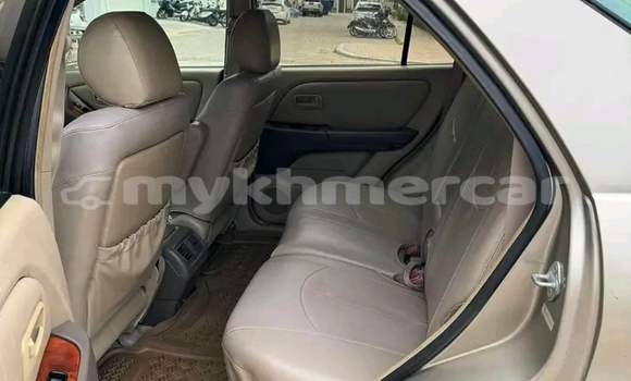 Acheter Occasion Voiture Lexus RX 300 Autre à Chbar Mon, Kampong Speu Province Acheter Occasion Voiture Lexus RX 300 Autre à Chbar Mon, Kampong Speu Province