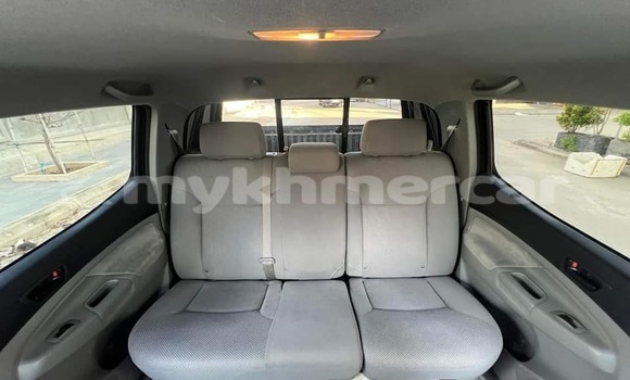 Buy Used Toyota Tacoma White Car in Battambang in Battambang Province Buy Used Toyota Tacoma White Car in Battambang in Battambang Province