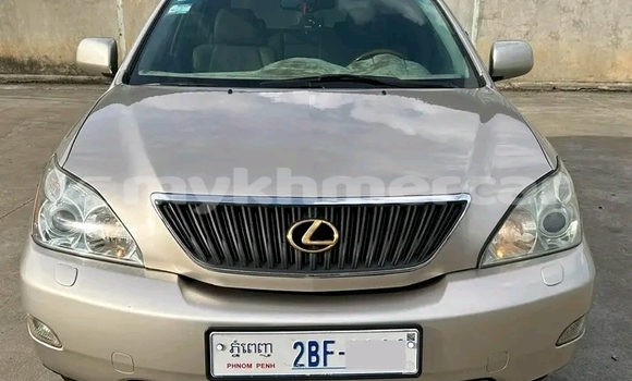 Acheter Occasion Voiture Lexus RX 330 Autre à Cheom Ksan, Preah Vihear Province Acheter Occasion Voiture Lexus RX 330 Autre à Cheom Ksan, Preah Vihear Province