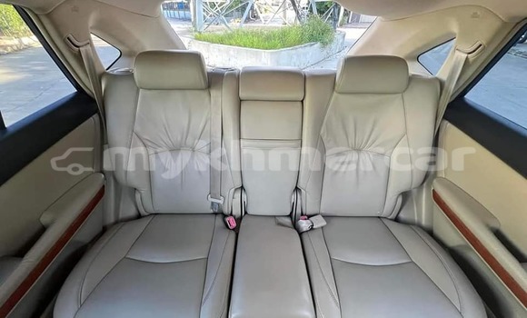 Buy Used Lexus RX White Car in Chbar Mon in Kampong Speu Province Buy Used Lexus RX White Car in Chbar Mon in Kampong Speu Province