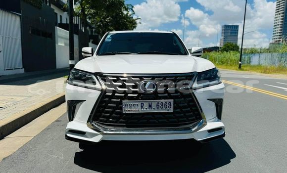 Buy Used Lexus LX 570 White Car in Bavet in Svay Rieng Province Buy Used Lexus LX 570 White Car in Bavet in Svay Rieng Province