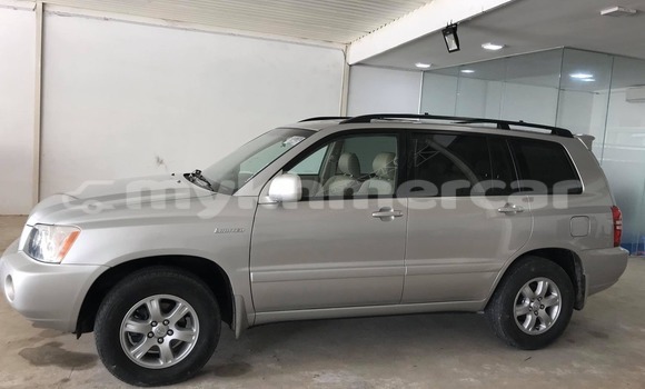 Buy Used Toyota Highlander Other Car in Chbar Mon in Kampong Speu Province Buy Used Toyota Highlander Other Car in Chbar Mon in Kampong Speu Province