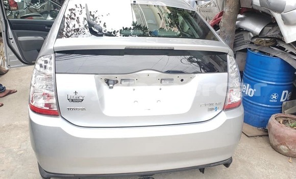 Buy Used Toyota Prius Other Car in Banteay Meanchey in Banteay Meanchey Province Buy Used Toyota Prius Other Car in Banteay Meanchey in Banteay Meanchey Province