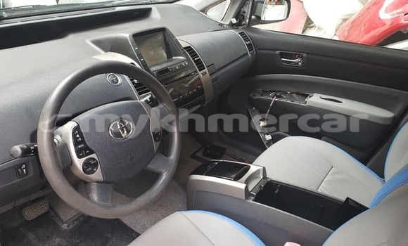 Buy Used Toyota Prius Other Car in Banteay Meanchey in Banteay Meanchey Province Buy Used Toyota Prius Other Car in Banteay Meanchey in Banteay Meanchey Province