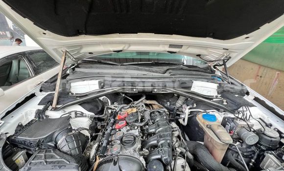 Buy Used Audi Q5 White Car in Chbar Mon in Kampong Speu Province Buy Used Audi Q5 White Car in Chbar Mon in Kampong Speu Province