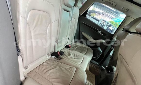 Buy Used Audi Q5 White Car in Chbar Mon in Kampong Speu Province Buy Used Audi Q5 White Car in Chbar Mon in Kampong Speu Province