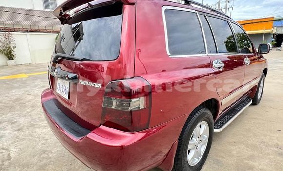 Buy Used Toyota Highlander Red Car in Chbar Mon in Kampong Speu Province Buy Used Toyota Highlander Red Car in Chbar Mon in Kampong Speu Province