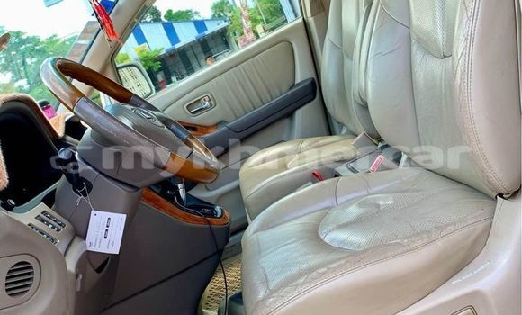 Buy Used Lexus RX 300 White Car in Chbar Mon in Kampong Speu Province Buy Used Lexus RX 300 White Car in Chbar Mon in Kampong Speu Province