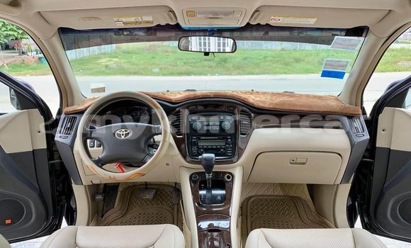 Buy Used Toyota Highlander Black Car in Phanomsok in Oddar Meanchey Province Buy Used Toyota Highlander Black Car in Phanomsok in Oddar Meanchey Province