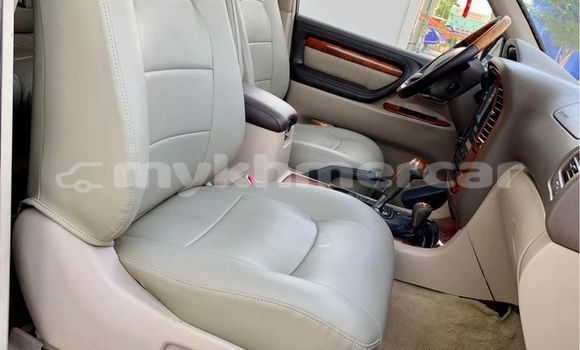 Buy Used Lexus LX 570 Black Car in Chbar Mon in Kampong Speu Province Buy Used Lexus LX 570 Black Car in Chbar Mon in Kampong Speu Province