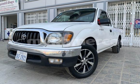 Buy Used Toyota Tacoma White Car in Chbar Mon in Kampong Speu Province Buy Used Toyota Tacoma White Car in Chbar Mon in Kampong Speu Province