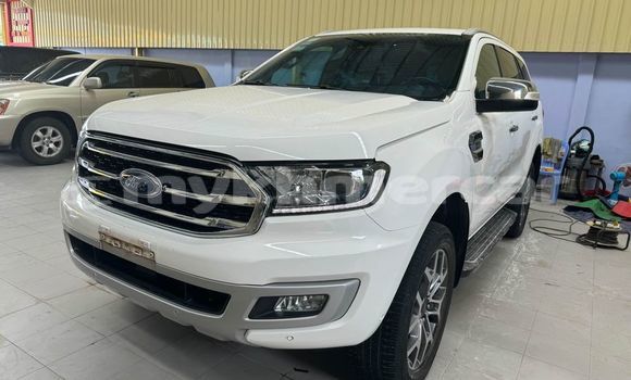 Buy Used Ford Everest White Car in Chbar Mon in Kampong Speu Province Buy Used Ford Everest White Car in Chbar Mon in Kampong Speu Province