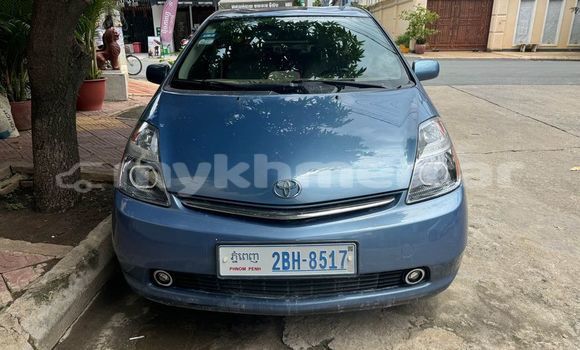 Buy Used Toyota Prius Blue Car in Chbar Mon in Kampong Speu Province Buy Used Toyota Prius Blue Car in Chbar Mon in Kampong Speu Province