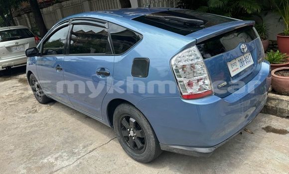Buy Used Toyota Prius Blue Car in Chbar Mon in Kampong Speu Province Buy Used Toyota Prius Blue Car in Chbar Mon in Kampong Speu Province