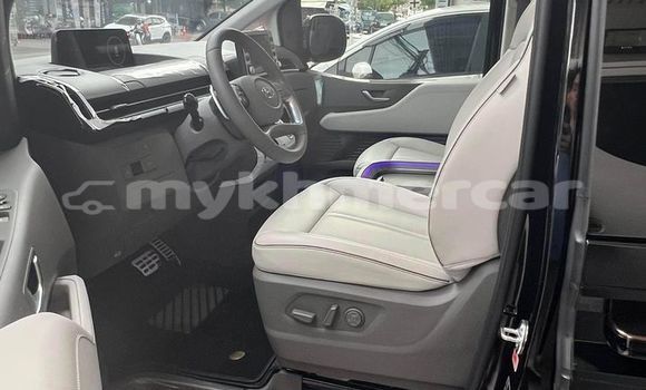 Buy Used Hyundai Starex Black Car in Battambang in Battambang Province Buy Used Hyundai Starex Black Car in Battambang in Battambang Province