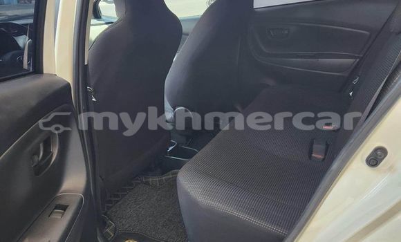 Buy Used Toyota Curren White Car in Chbar Mon in Kampong Speu Province Buy Used Toyota Curren White Car in Chbar Mon in Kampong Speu Province