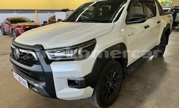 Buy Used Toyota Ractis White Car in Bavet in Svay Rieng Province Buy Used Toyota Ractis White Car in Bavet in Svay Rieng Province