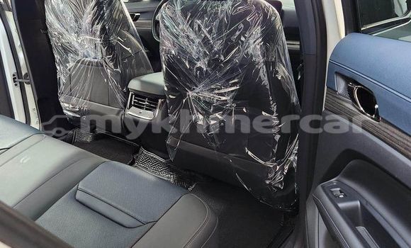 Buy Used Ford Territory White Car in Battambang in Battambang Province Buy Used Ford Territory White Car in Battambang in Battambang Province