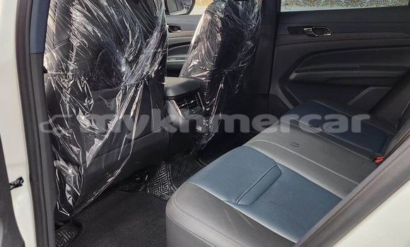 Buy Used Ford Territory White Car in Battambang in Battambang Province Buy Used Ford Territory White Car in Battambang in Battambang Province