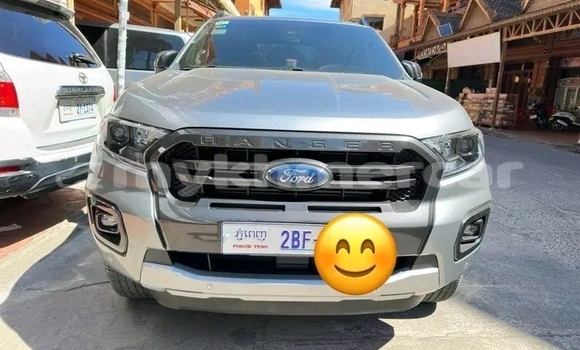 ទិញ បានប្រើ Range Rover Range Rover White ឡាន} ក្នុង Cheom Ksan ក្នុង Preah Vihear Province ទិញ បានប្រើ Range Rover Range Rover White ឡាន} ក្នុង Cheom Ksan ក្នុង Preah Vihear Province