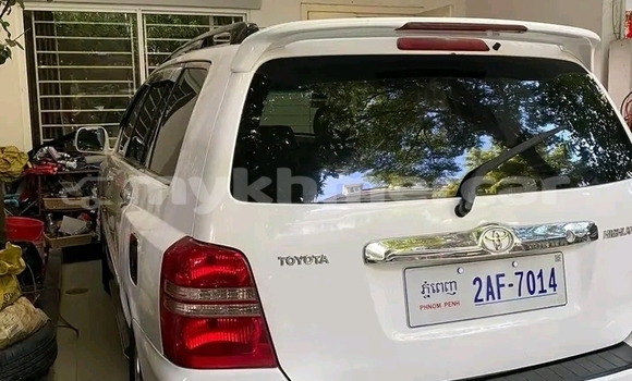 ទិញ បានប្រើ Toyota Highlander White ឡាន} ក្នុង Cheom Ksan ក្នុង Preah Vihear Province ទិញ បានប្រើ Toyota Highlander White ឡាន} ក្នុង Cheom Ksan ក្នុង Preah Vihear Province