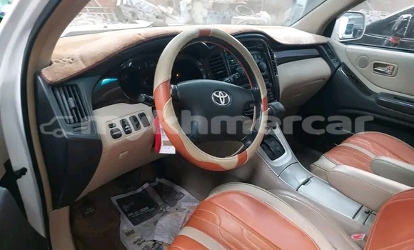 ទិញ បានប្រើ Toyota Highlander White ឡាន} ក្នុង Cheom Ksan ក្នុង Preah Vihear Province ទិញ បានប្រើ Toyota Highlander White ឡាន} ក្នុង Cheom Ksan ក្នុង Preah Vihear Province