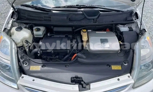 ទិញ បានប្រើ Toyota Prius White ឡាន} ក្នុង Chbar Mon ក្នុង Kampong Speu Province ទិញ បានប្រើ Toyota Prius White ឡាន} ក្នុង Chbar Mon ក្នុង Kampong Speu Province