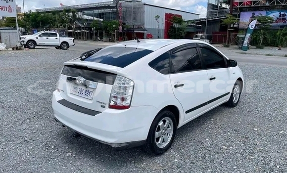 ទិញ បានប្រើ Toyota Prius White ឡាន} ក្នុង Chbar Mon ក្នុង Kampong Speu Province ទិញ បានប្រើ Toyota Prius White ឡាន} ក្នុង Chbar Mon ក្នុង Kampong Speu Province