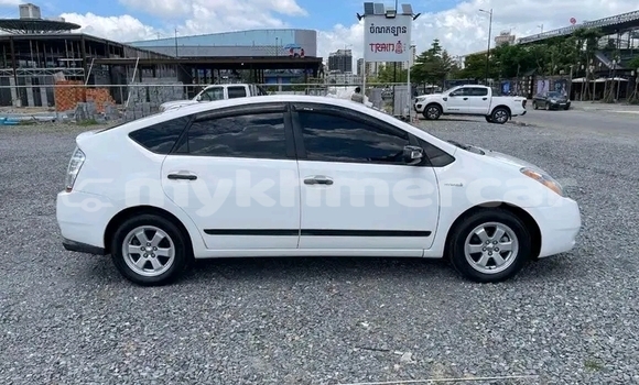 ទិញ បានប្រើ Toyota Prius White ឡាន} ក្នុង Chbar Mon ក្នុង Kampong Speu Province ទិញ បានប្រើ Toyota Prius White ឡាន} ក្នុង Chbar Mon ក្នុង Kampong Speu Province
