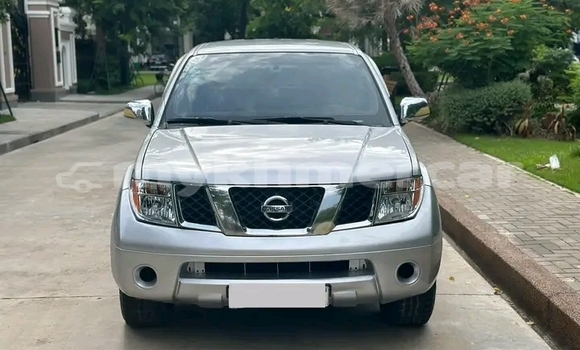 ទិញ បានប្រើ Nissan Frontier White ឡាន} ក្នុង Chbar Mon ក្នុង Kampong Speu Province ទិញ បានប្រើ Nissan Frontier White ឡាន} ក្នុង Chbar Mon ក្នុង Kampong Speu Province