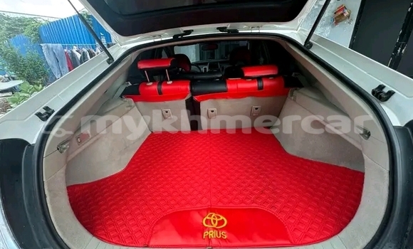 ទិញ បានប្រើ Toyota Prius White ឡាន} ក្នុង Cheom Ksan ក្នុង Preah Vihear Province ទិញ បានប្រើ Toyota Prius White ឡាន} ក្នុង Cheom Ksan ក្នុង Preah Vihear Province