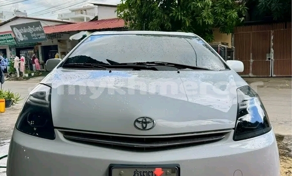ទិញ បានប្រើ Toyota Prius White ឡាន} ក្នុង Cheom Ksan ក្នុង Preah Vihear Province ទិញ បានប្រើ Toyota Prius White ឡាន} ក្នុង Cheom Ksan ក្នុង Preah Vihear Province