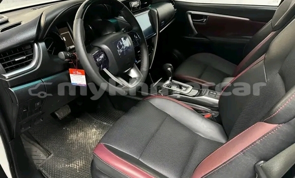 ទិញ បានប្រើ Toyota Fortuner White ឡាន} ក្នុង Chbar Mon ក្នុង Kampong Speu Province ទិញ បានប្រើ Toyota Fortuner White ឡាន} ក្នុង Chbar Mon ក្នុង Kampong Speu Province