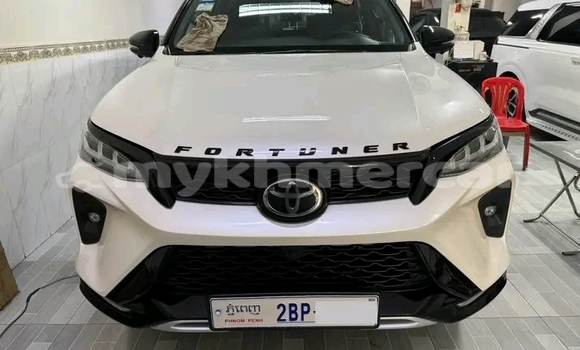 ទិញ បានប្រើ Toyota Fortuner White ឡាន} ក្នុង Chbar Mon ក្នុង Kampong Speu Province ទិញ បានប្រើ Toyota Fortuner White ឡាន} ក្នុង Chbar Mon ក្នុង Kampong Speu Province