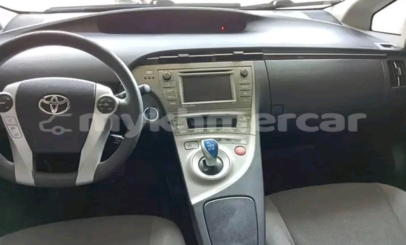 ទិញ បានប្រើ Toyota Prius White ឡាន} ក្នុង Chbar Mon ក្នុង Kampong Speu Province ទិញ បានប្រើ Toyota Prius White ឡាន} ក្នុង Chbar Mon ក្នុង Kampong Speu Province
