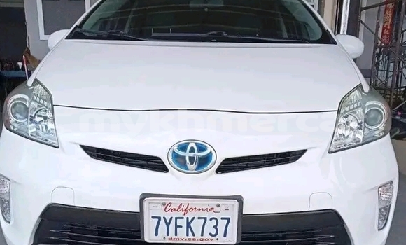 ទិញ បានប្រើ Toyota Prius White ឡាន} ក្នុង Chbar Mon ក្នុង Kampong Speu Province ទិញ បានប្រើ Toyota Prius White ឡាន} ក្នុង Chbar Mon ក្នុង Kampong Speu Province