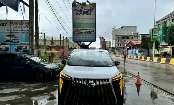 ទិញ បានប្រើ GAC Trumpchi GS8 Black ឡាន} ក្នុង Cheom Ksan ក្នុង Preah Vihear Province ទិញ បានប្រើ GAC Trumpchi GS8 Black ឡាន} ក្នុង Cheom Ksan ក្នុង Preah Vihear Province